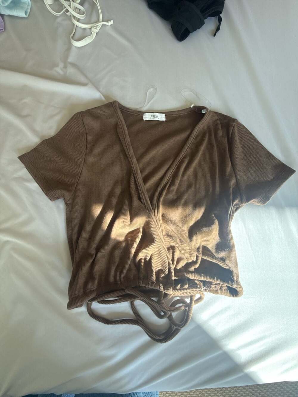Active USA Brown Ribbed Short Sleeve V-Neck Tie Front Crop Top Size S